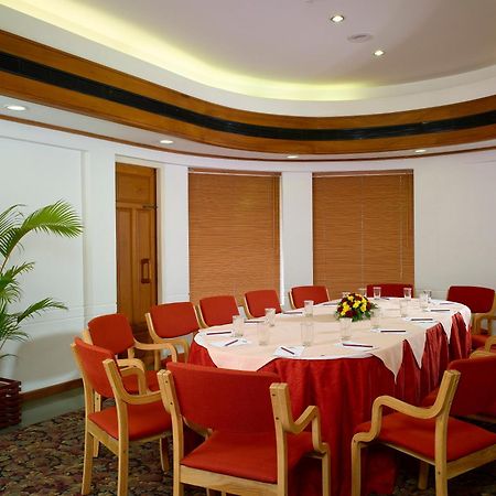Grand Hotel Kochi Eksteriør bilde
