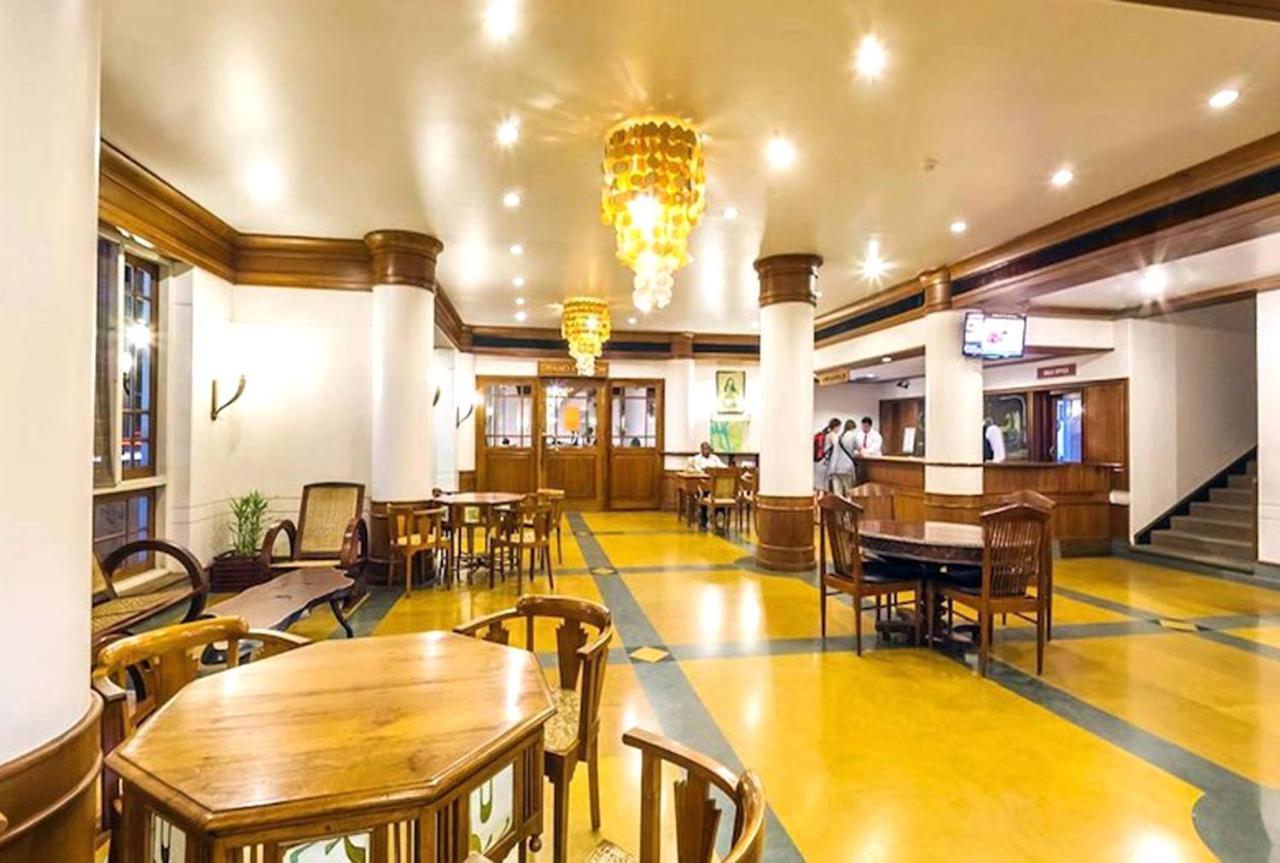 Grand Hotel Kochi Eksteriør bilde